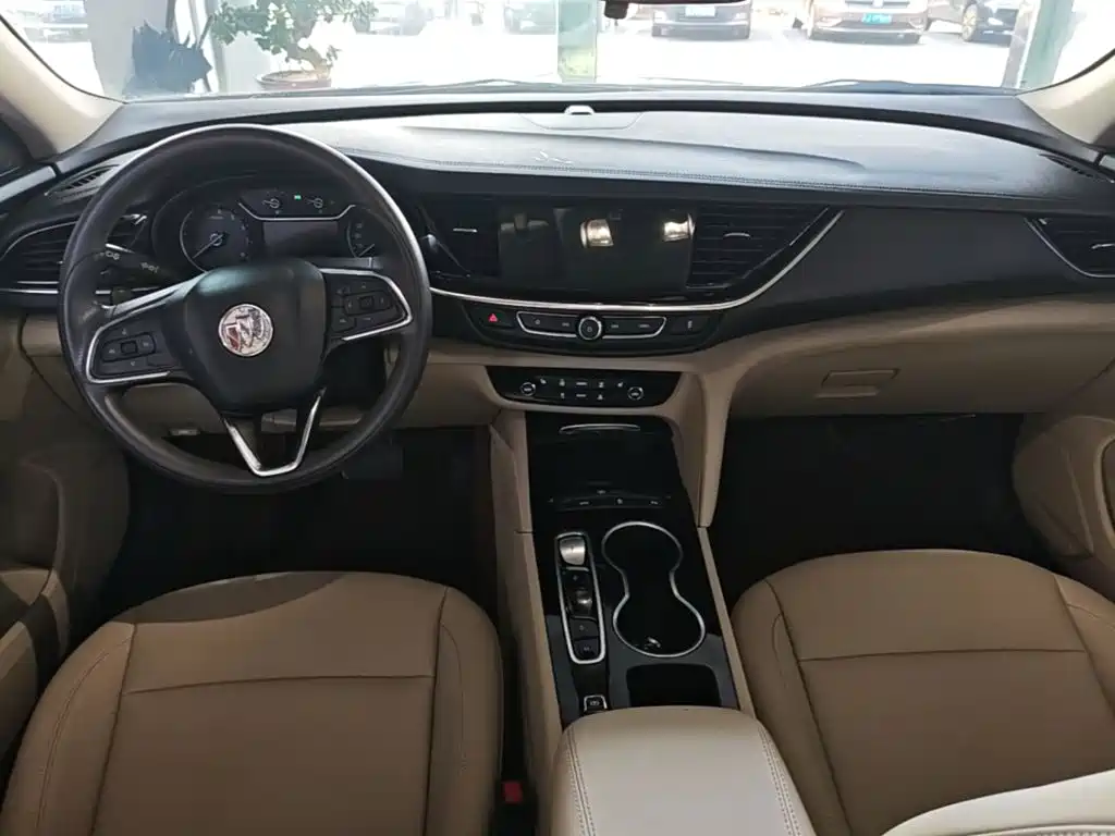 Buick Regal 2022 — фото 10