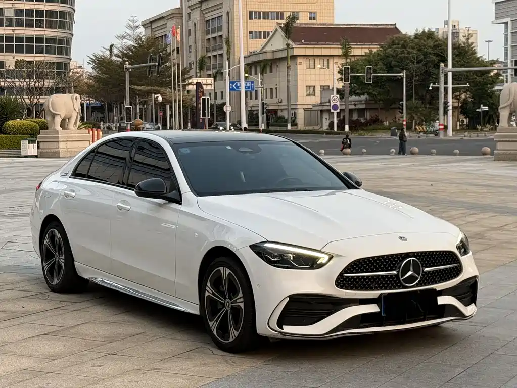Mercedes-Benz C-Class 2022 — фото 3