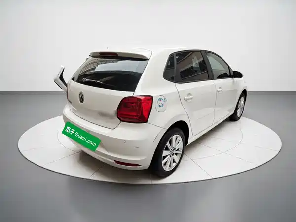 Volkswagen Polo 2015