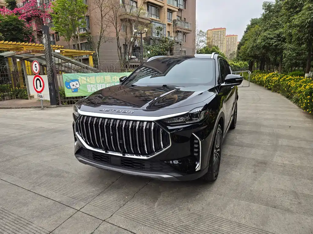 Jetour X70 PLUS 2023