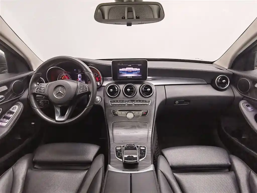 Mercedes-Benz C-Class 2018