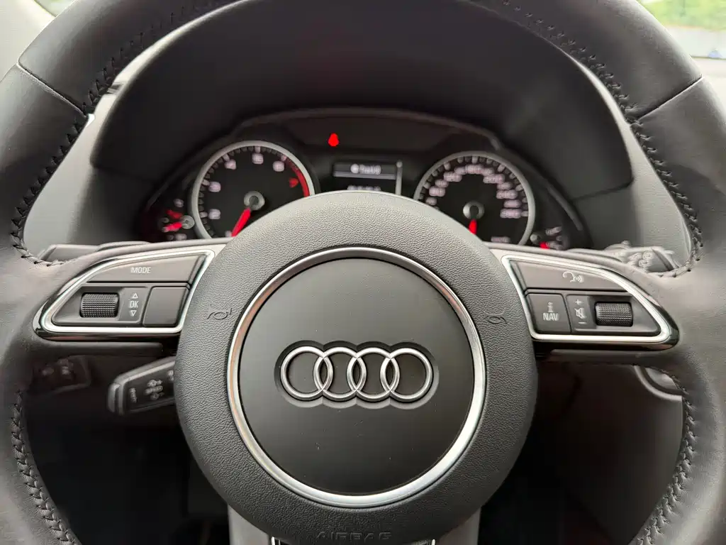 Audi Q5 2016 — фото 14