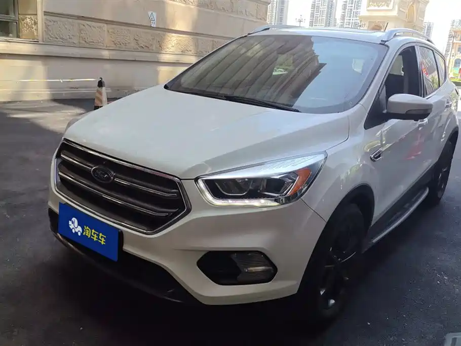 Ford Kuga 2020 — фото 1
