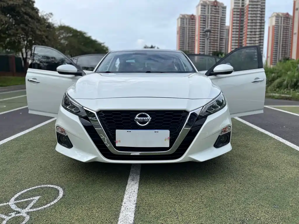 Nissan Teana 2022 — фото 2