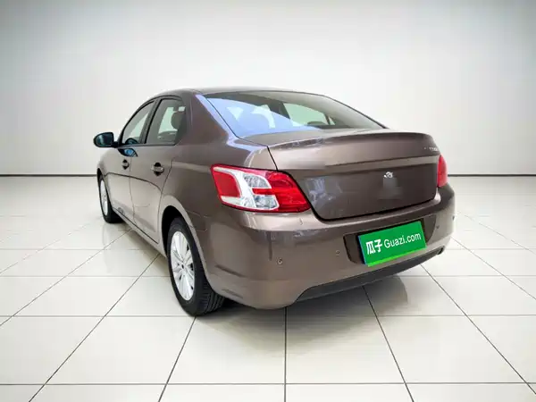 Peugeot 301 2014