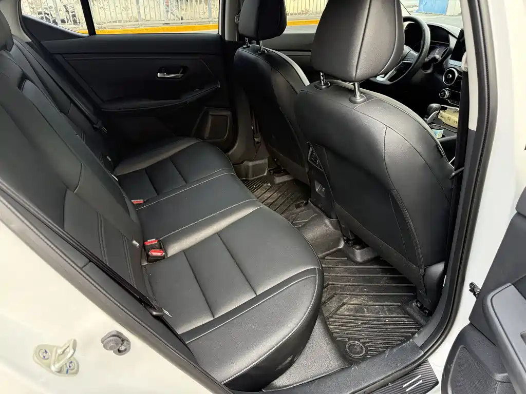 Nissan Sylphy 2025 — фото 12