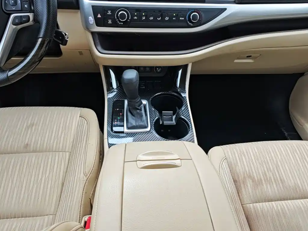 Toyota Highlander 2019 — фото 10