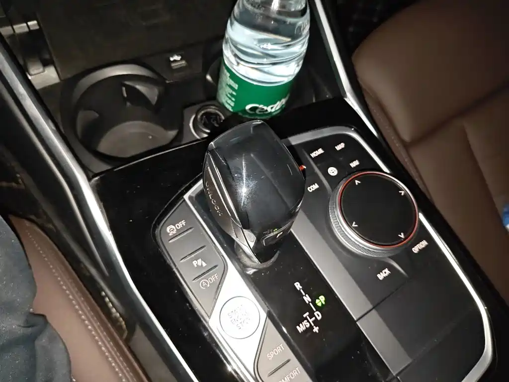BMW 3 Series 2020 — фото 15