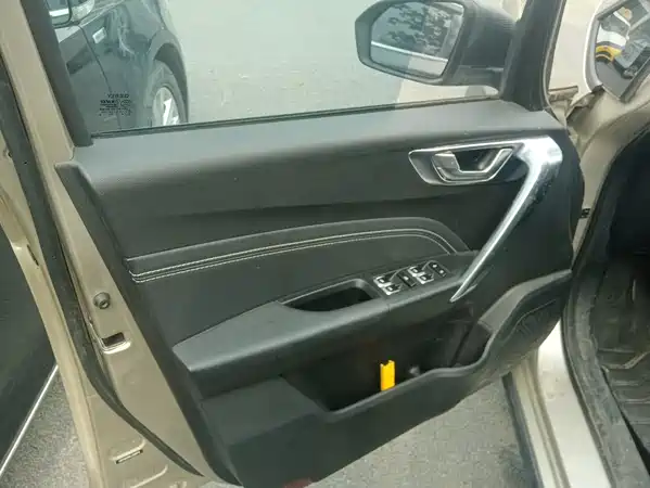 Geely Vision X3 2020