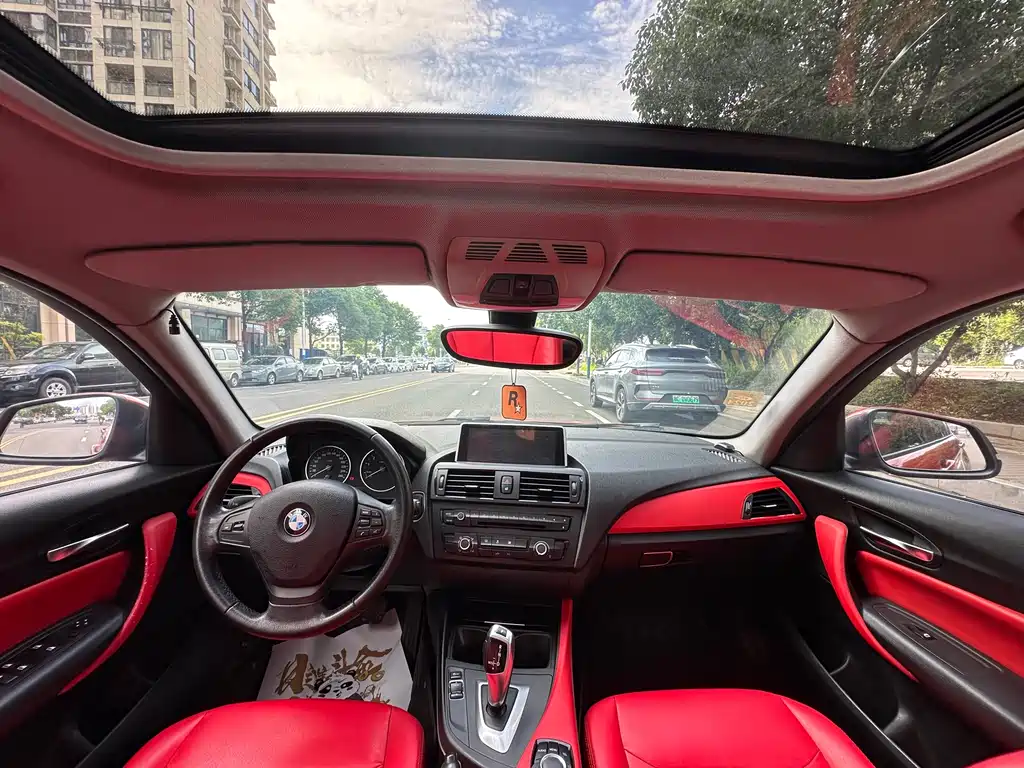 BMW 1 Series 2014 — фото 11