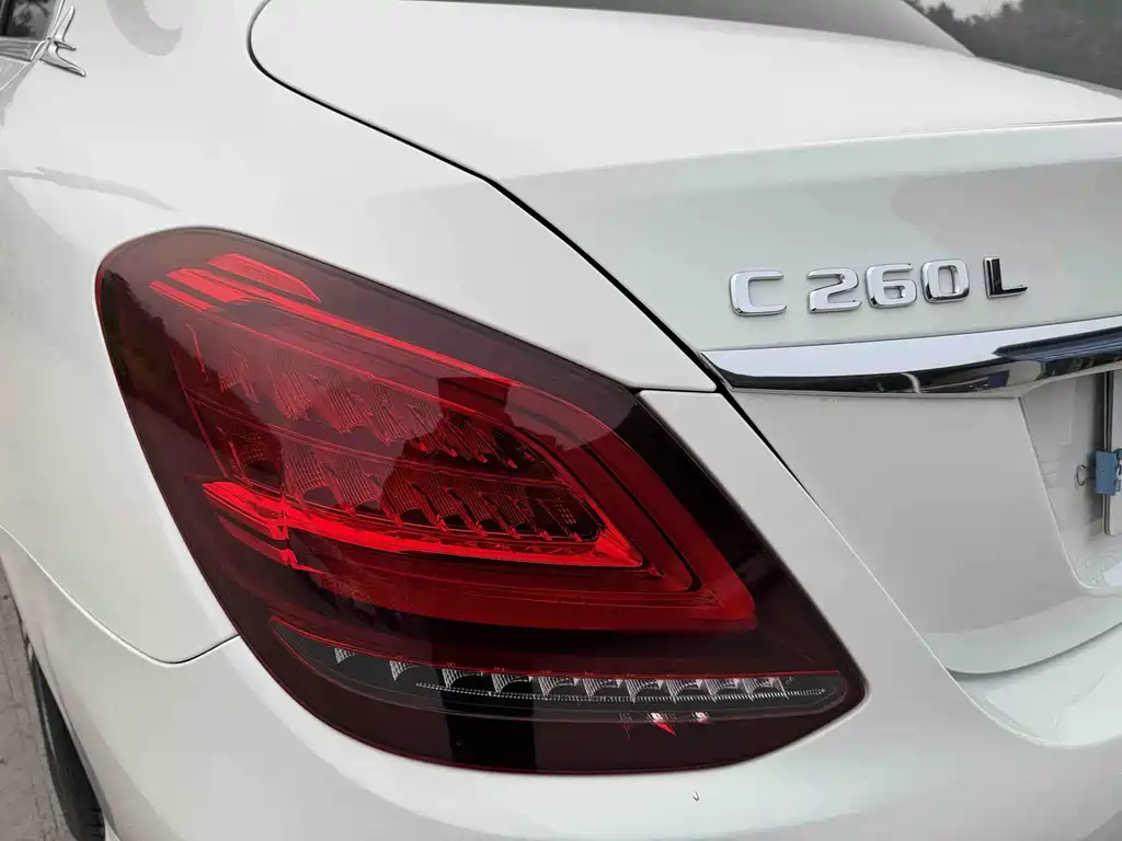 Mercedes-Benz C-Class 2019 — фото 25