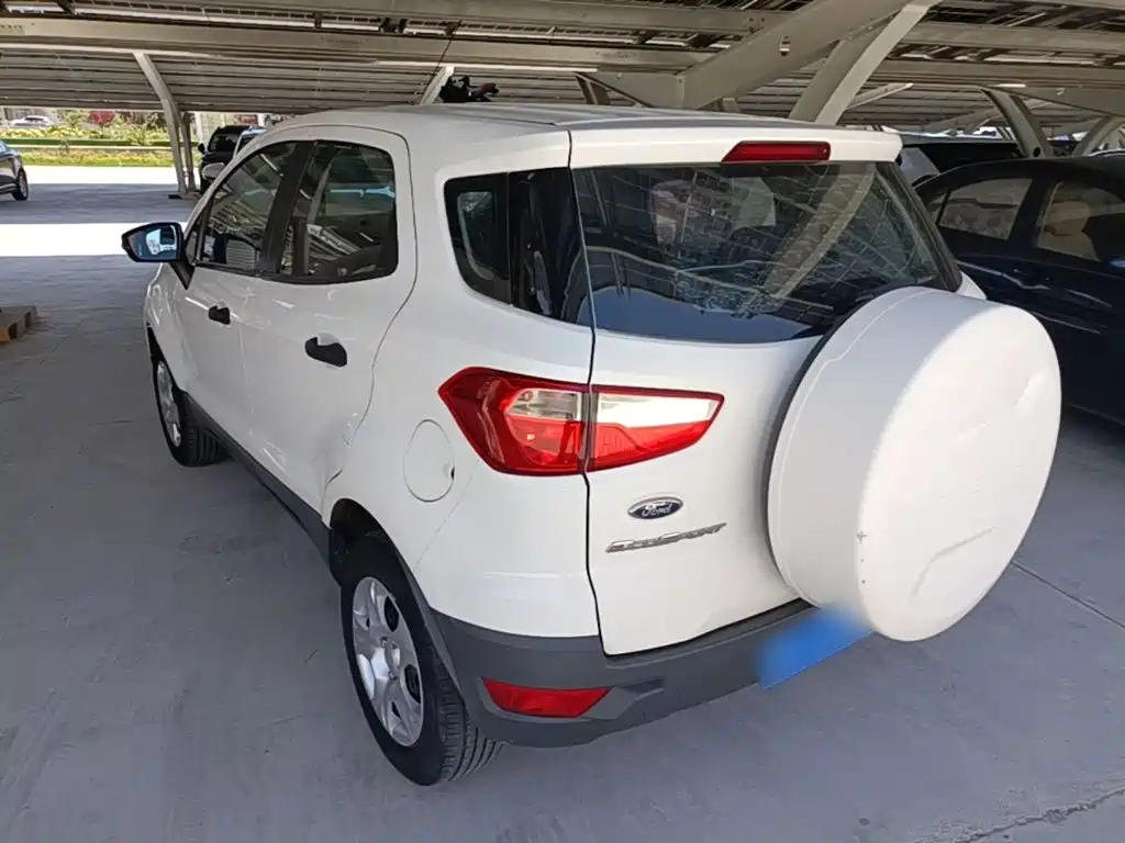 Ford EcoSport 2017 — фото 23