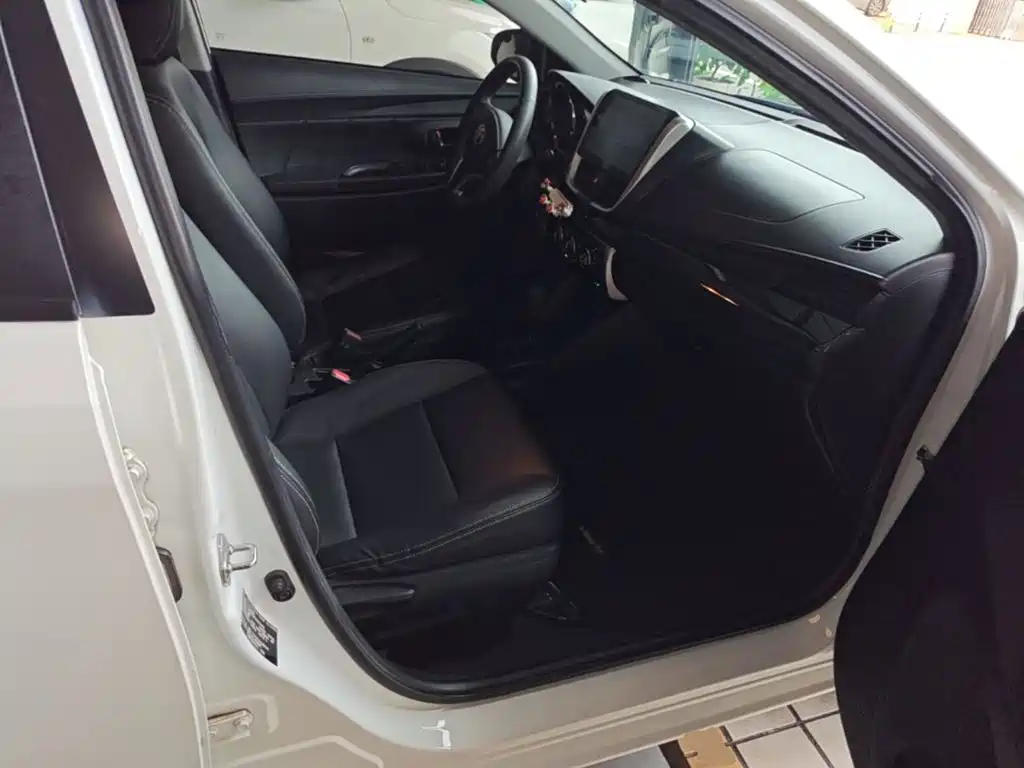 Toyota Vios FS 2020 — фото 25