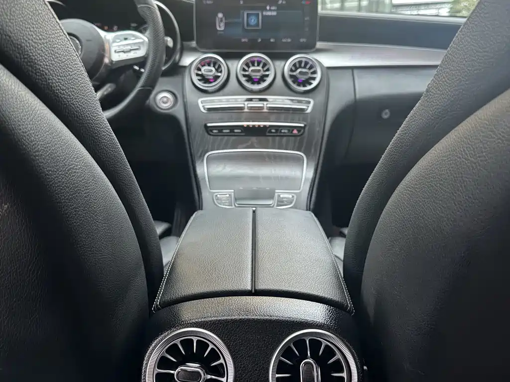 Mercedes-Benz C-Class 2020 — фото 12