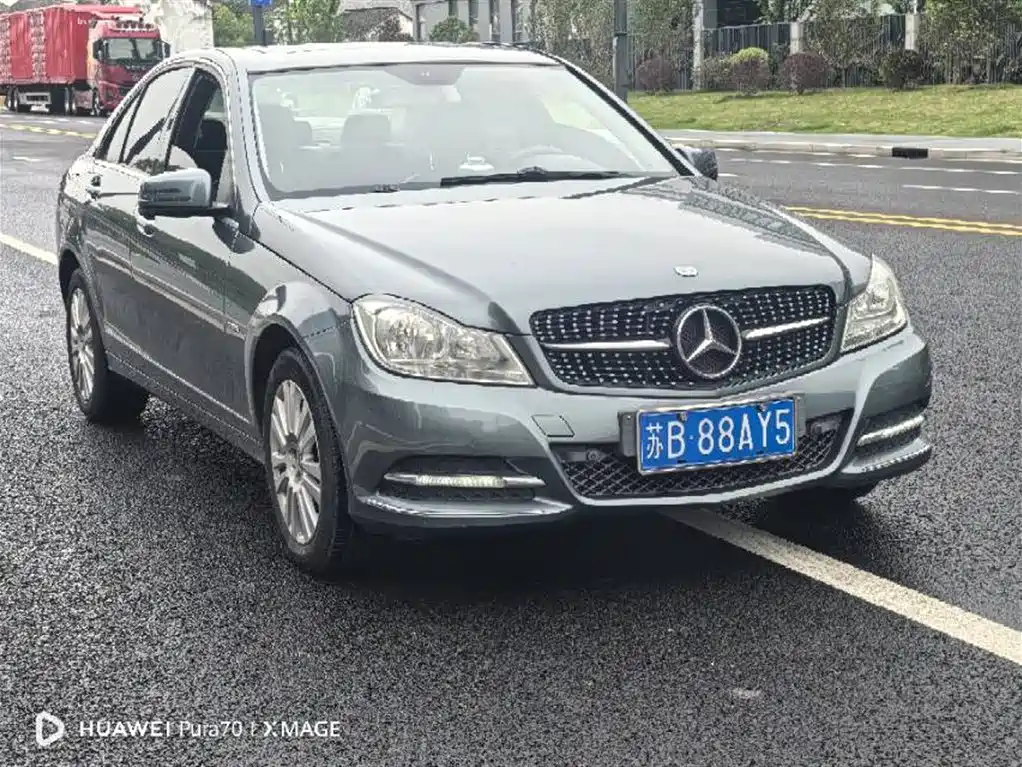 Mercedes-Benz C-Class 2012
