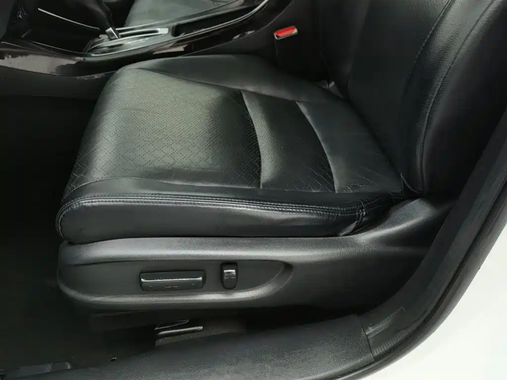 Honda Jade 2017 — фото 20