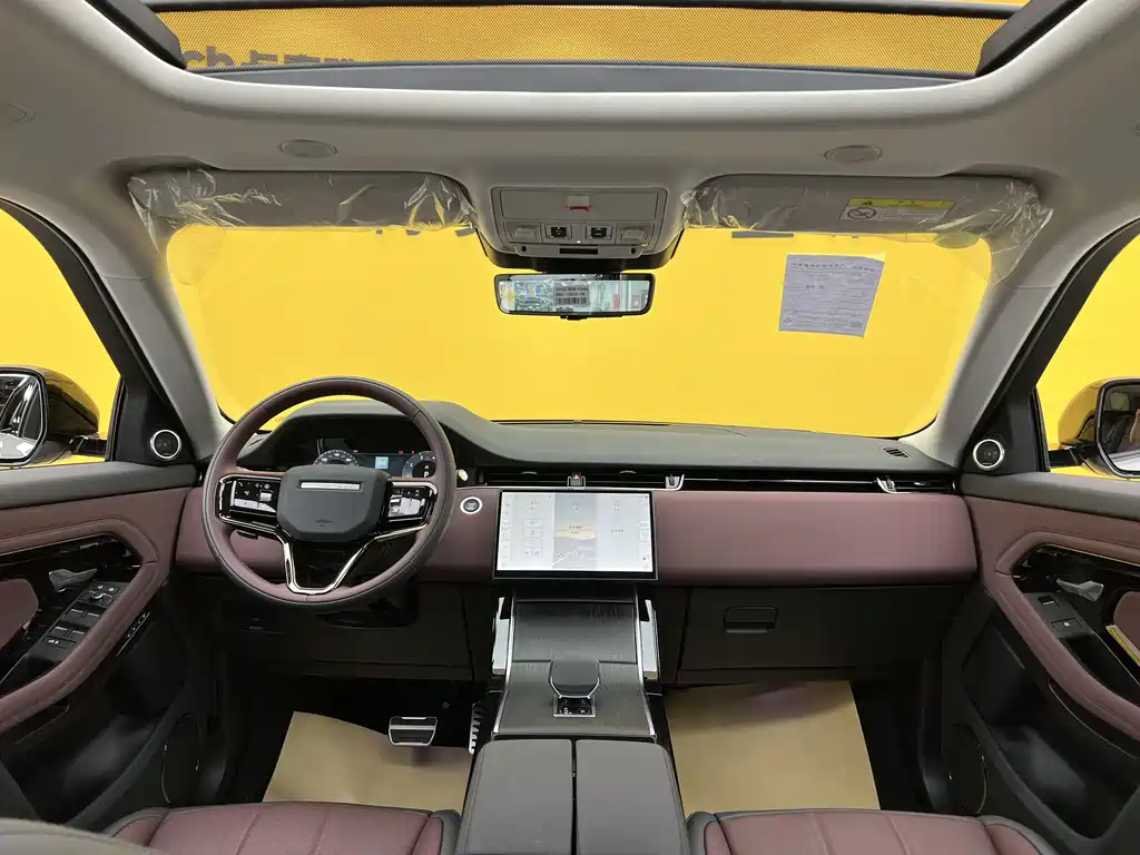 Land Rover Evoque — фото 13