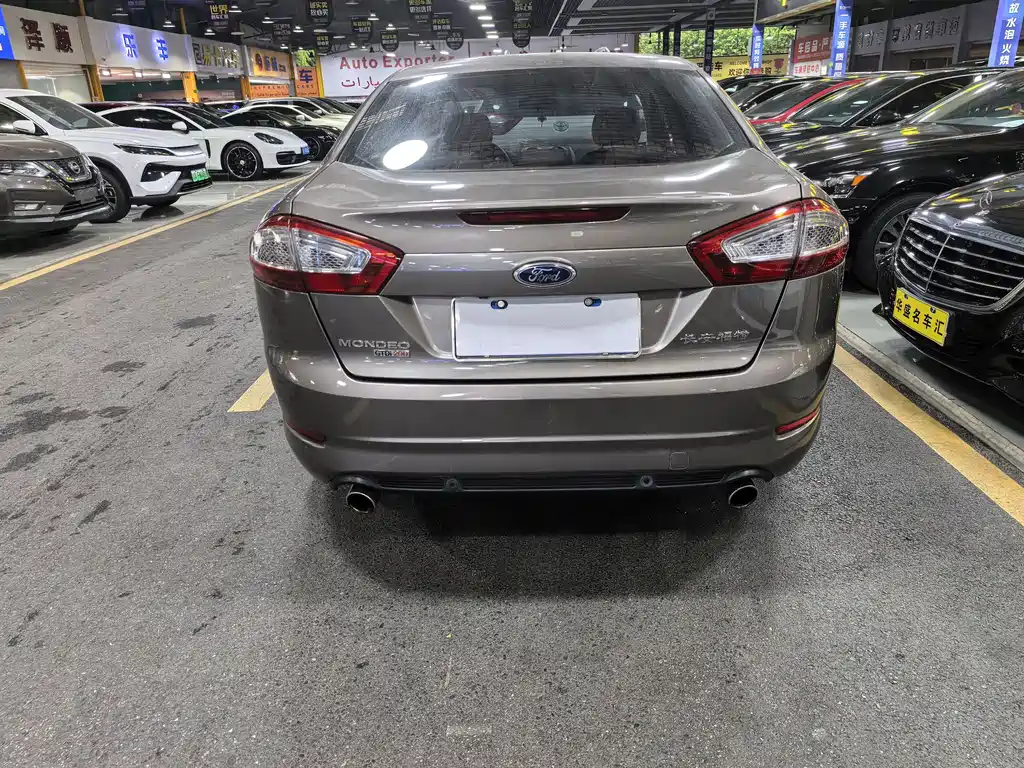 Ford Mondeo Zhisheng 2013 — фото 11
