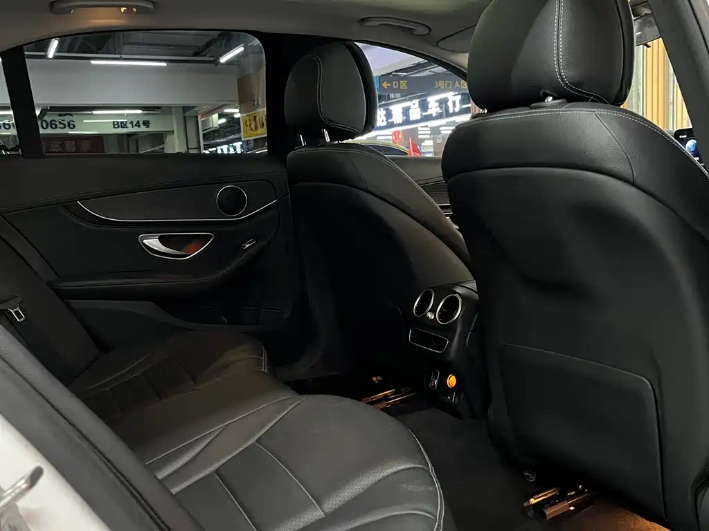 Mercedes-Benz C-Class 2020 — фото 12