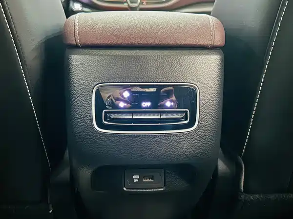 GAC Trumpchi M6 2023