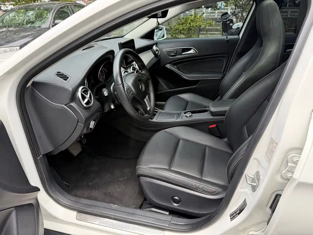 Mercedes-Benz GLA 2016 — фото 8