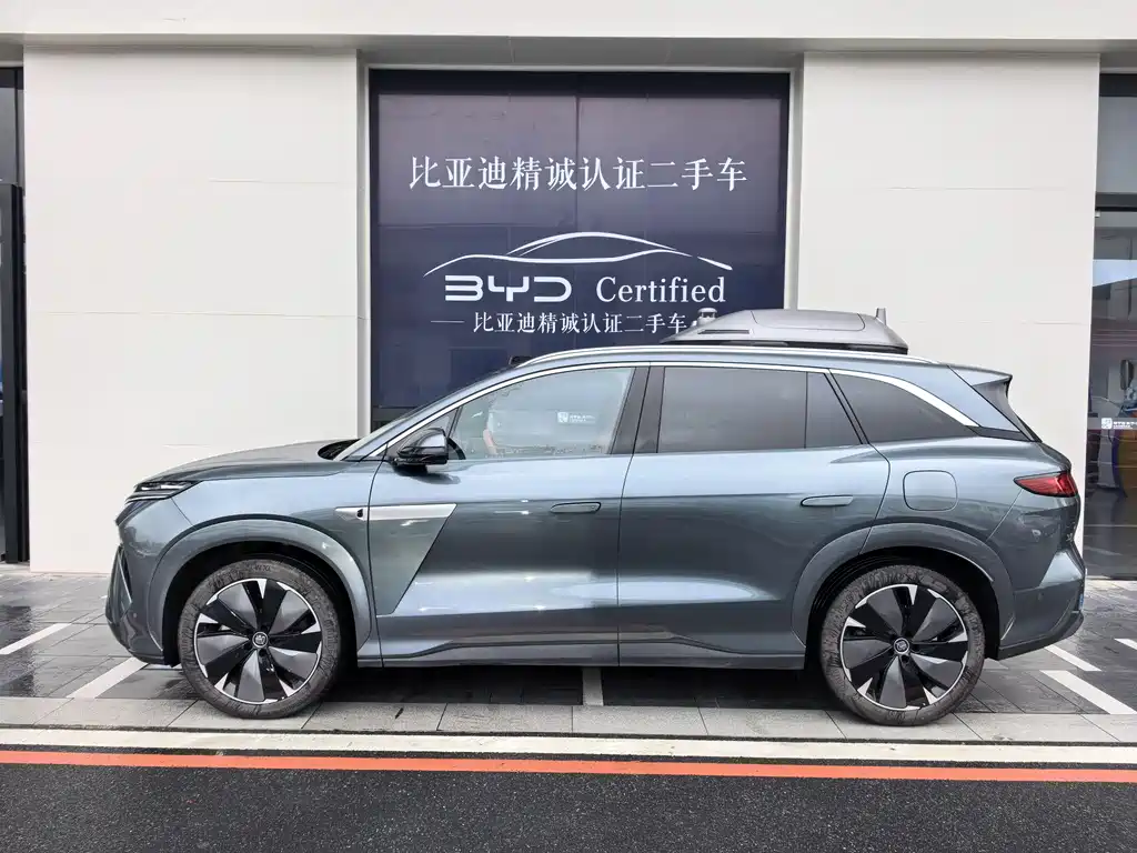 BYD Tang L 2025
