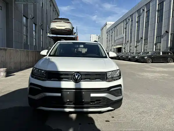 Volkswagen T-Cross 2023