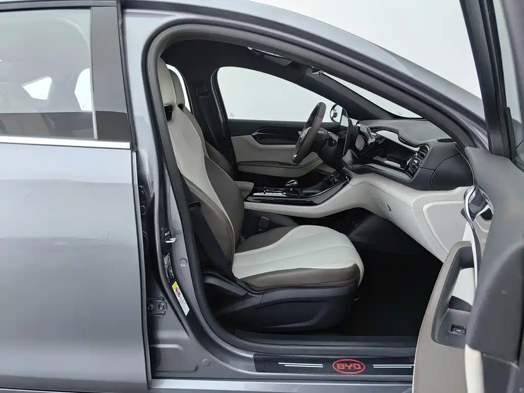 BYD Qin PLUS 2023 — фото 23