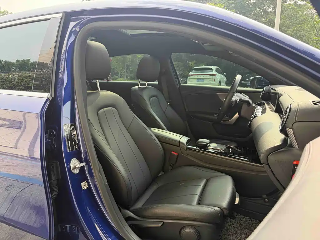 Mercedes-Benz A-Class 2020 — фото 12