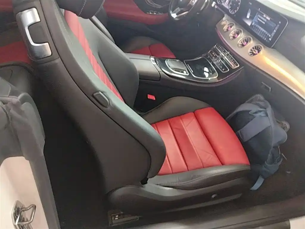 Mercedes-Benz E-Class 2020 — фото 25