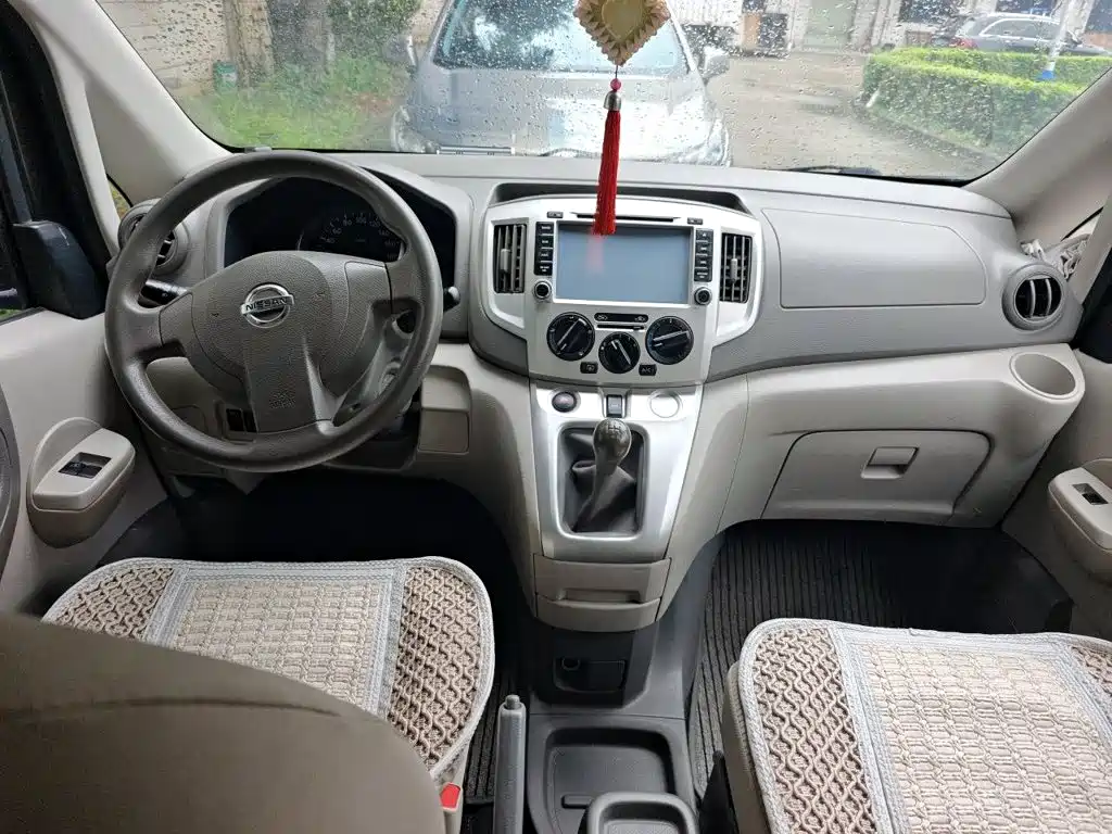 Nissan NV200 2014 — фото 13