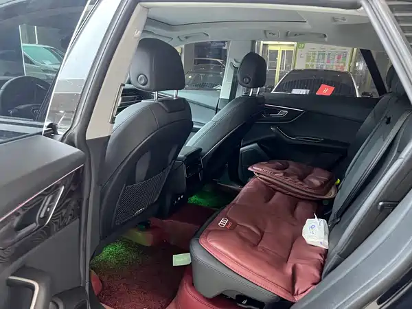 Audi Q8 2021