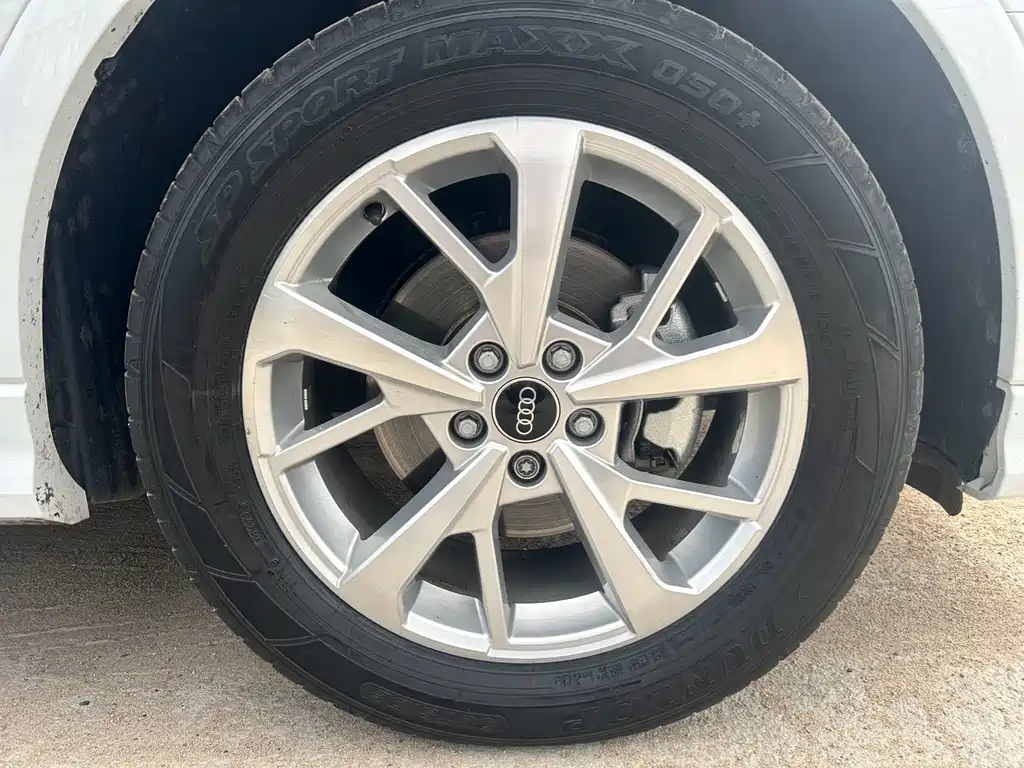 Audi Q3 Sportback 2022 — фото 23