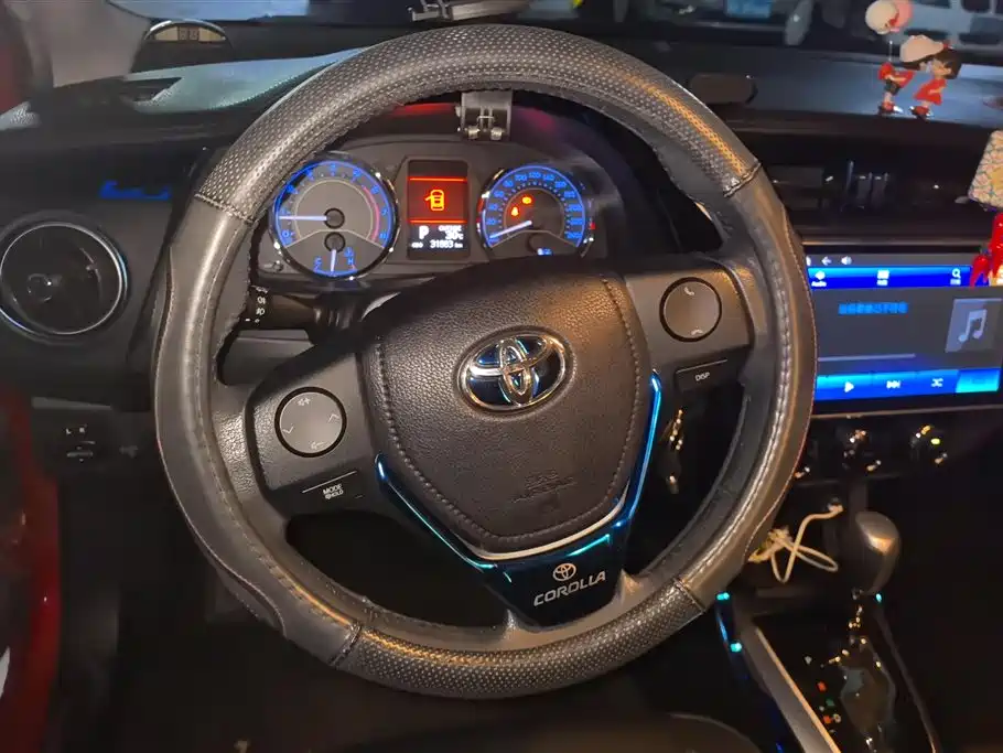 Toyota Corolla 2017 — фото 15