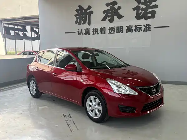 Nissan Tiida 2014