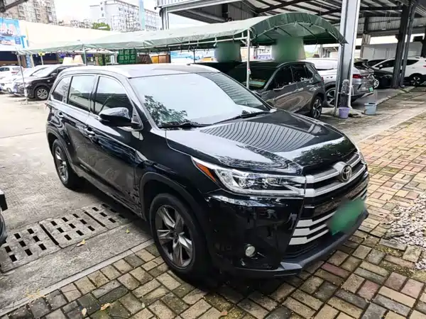 Toyota Highlander 2018