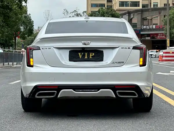 Cadillac CT5 2023