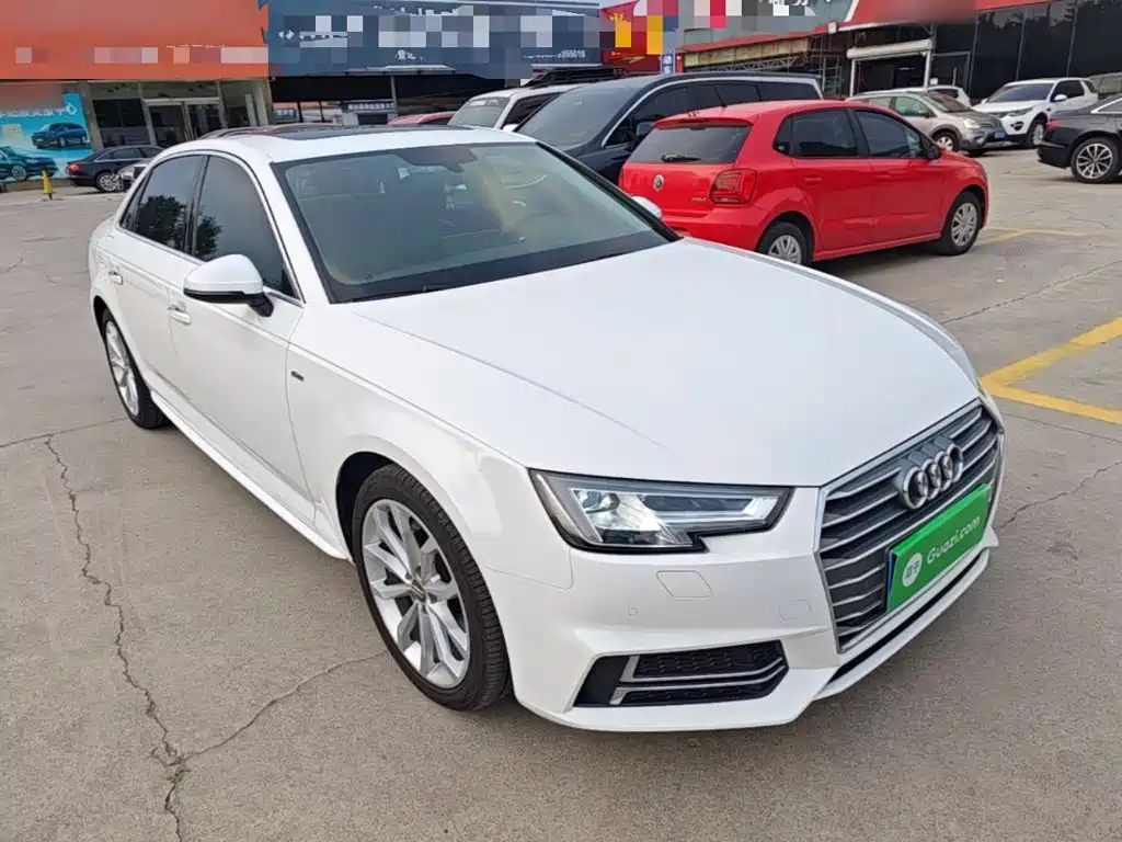Audi A4L 2018
