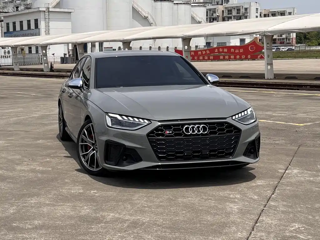 Audi S4 2022 — фото 3