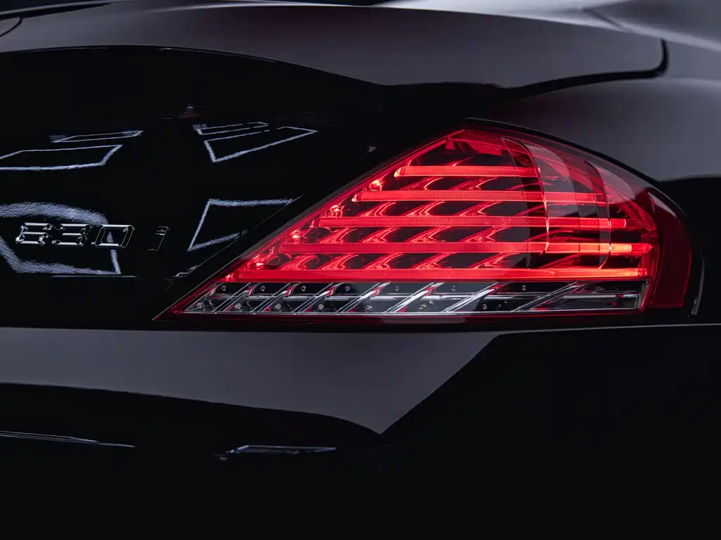 BMW 6 Series 2010 — фото 30