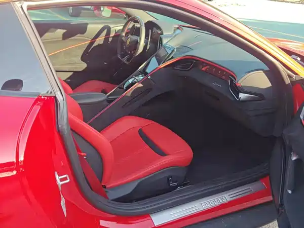 Ferrari Roma 2023