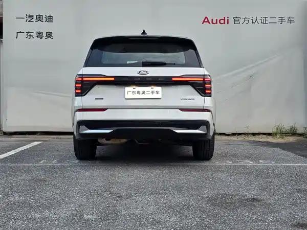 Ford Edge 2025