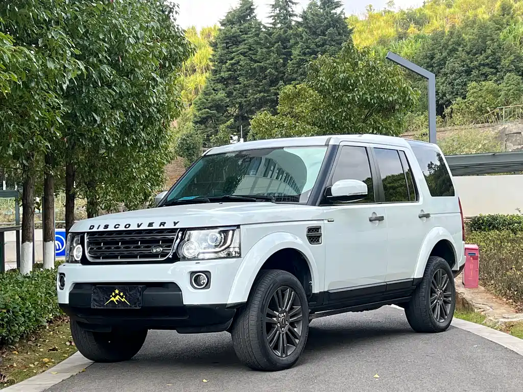 Land Rover Discovery 2016 — фото 1