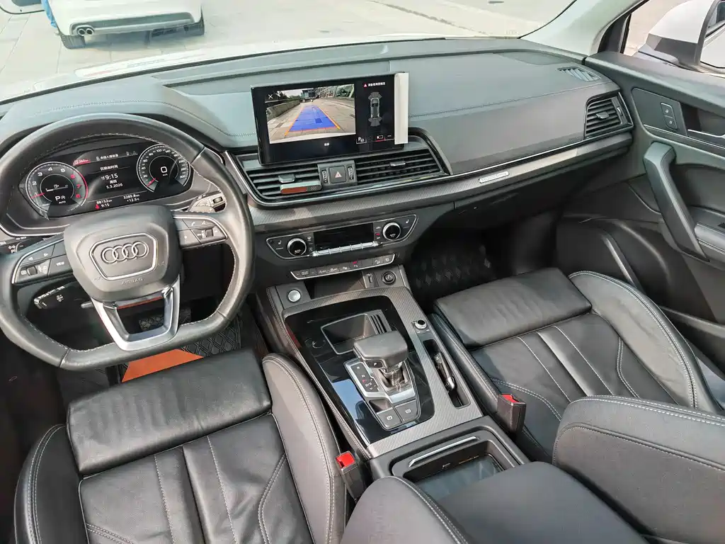 Audi Q5L 2022 — фото 10