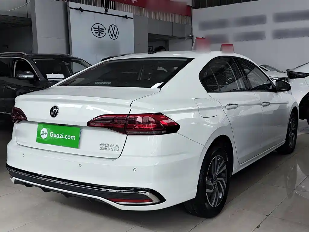 Volkswagen Bora 2024