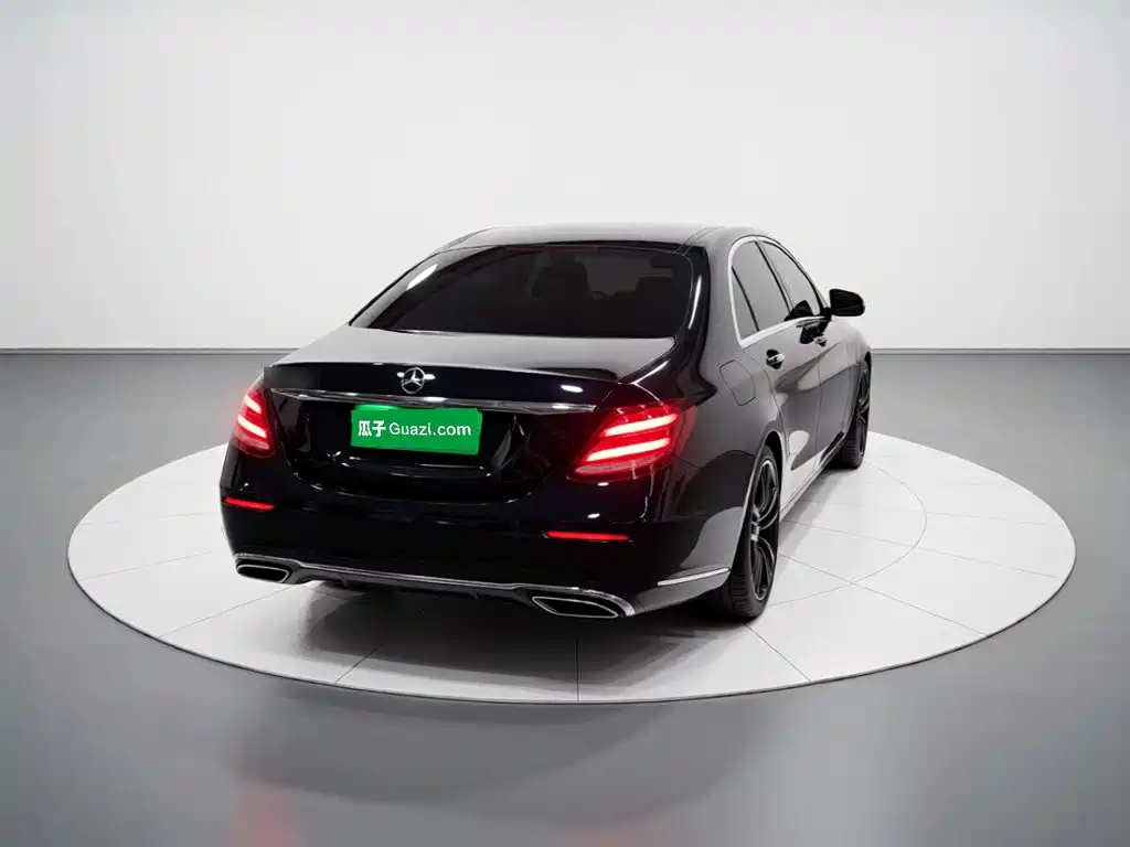 Mercedes-Benz E-Class 2019 — фото 3