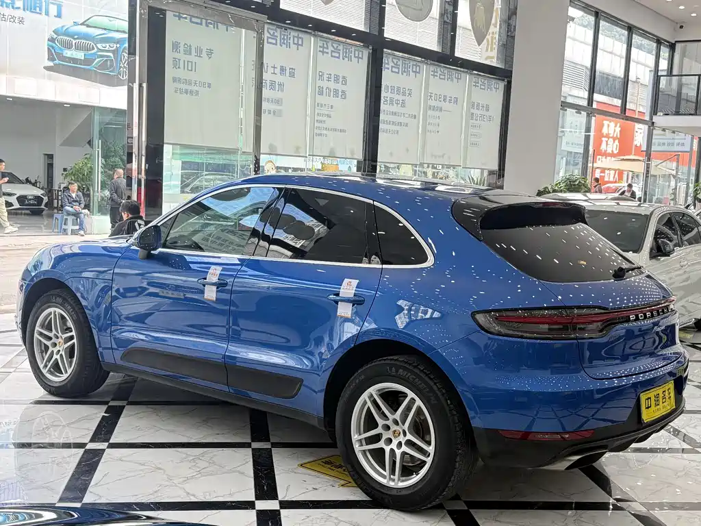 Porsche Macan 2019 — фото 8