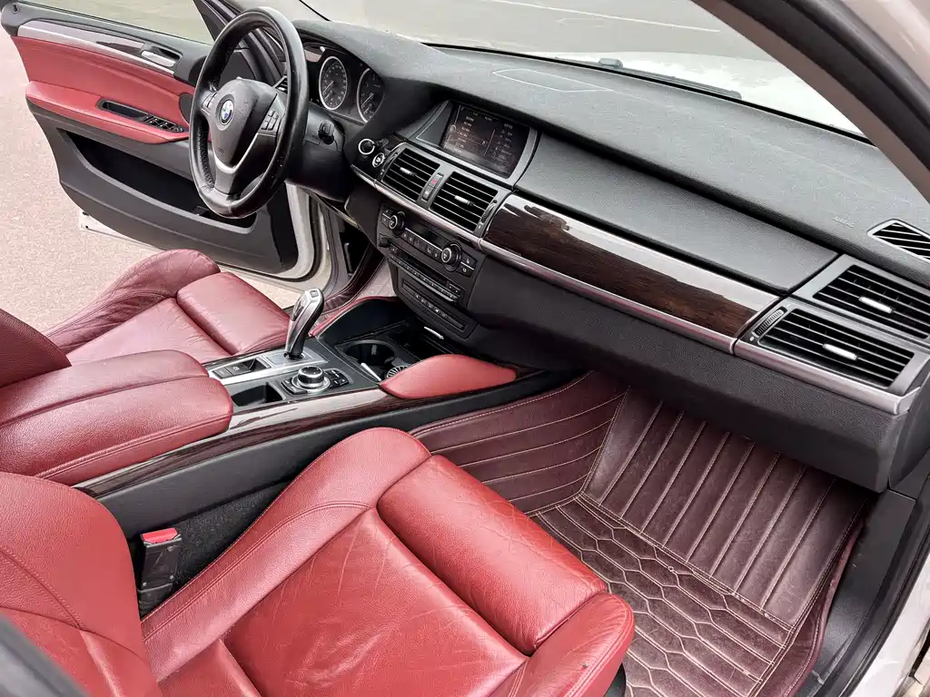 BMW X6 2015 — фото 10