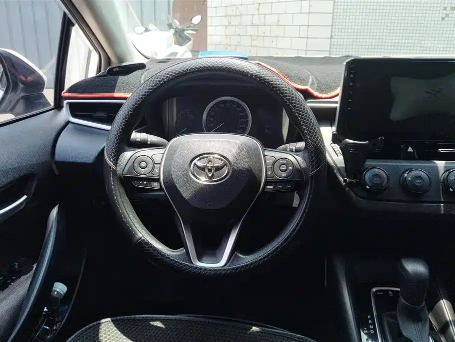 Toyota Corolla 2020 — фото 15