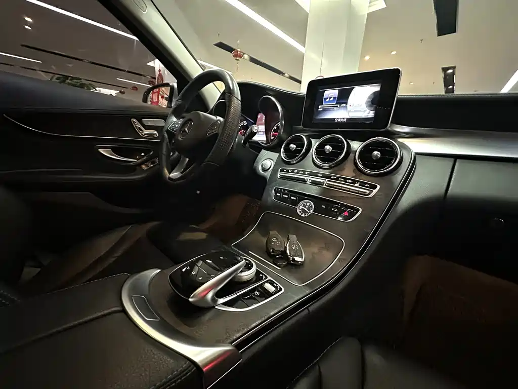 Mercedes-Benz C-Class 2016 — фото 16